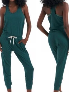 Vuori Lux Jade Heather Women’s Jumpsuit with Drawstring Waist Size S